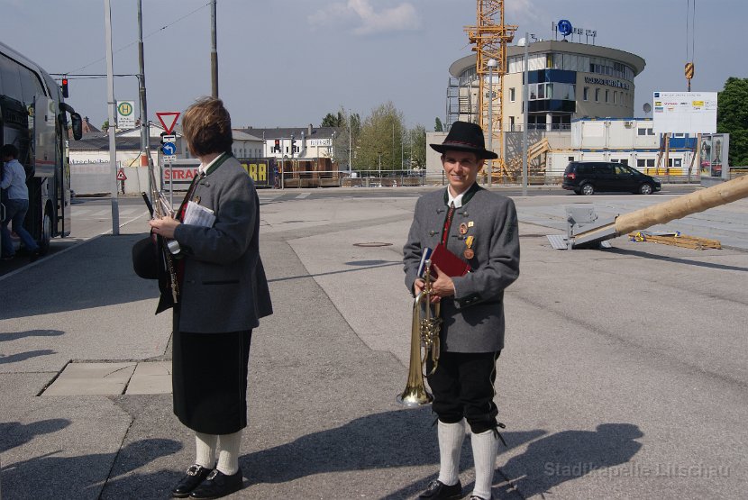 2011_04_28 Maibaumaufstellen in St. Poelten (2)